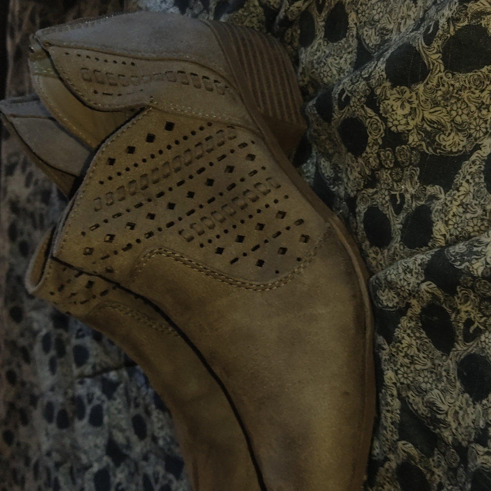 Cityclassified Ankle Boots Size 8